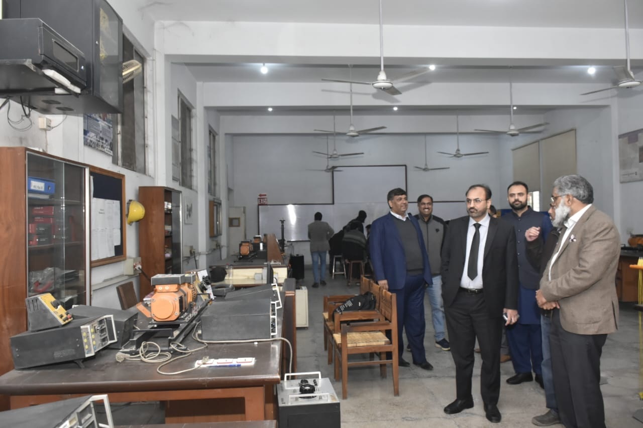 Vice Chancellor UET Prof. Dr. Shahid Munir (TI) Visits Electrical Engineering Labs with Faculty Members