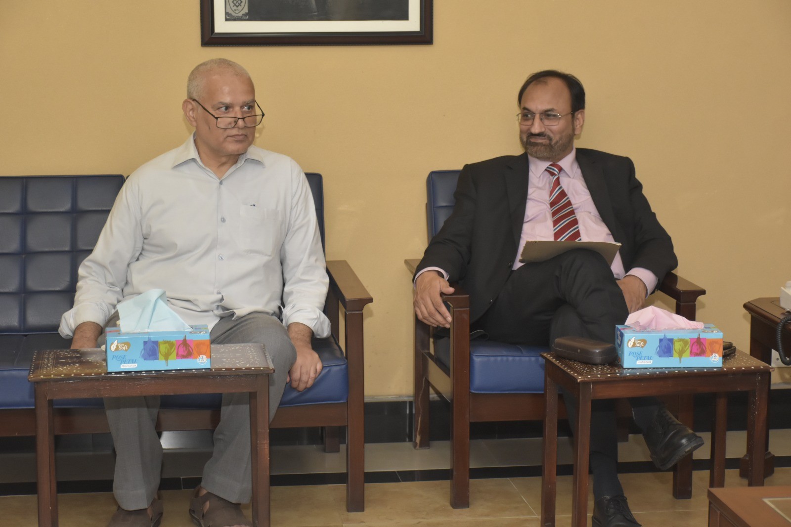 Vice Chancellor Chairs Meeting on Admissions Strategies at UET Lahore