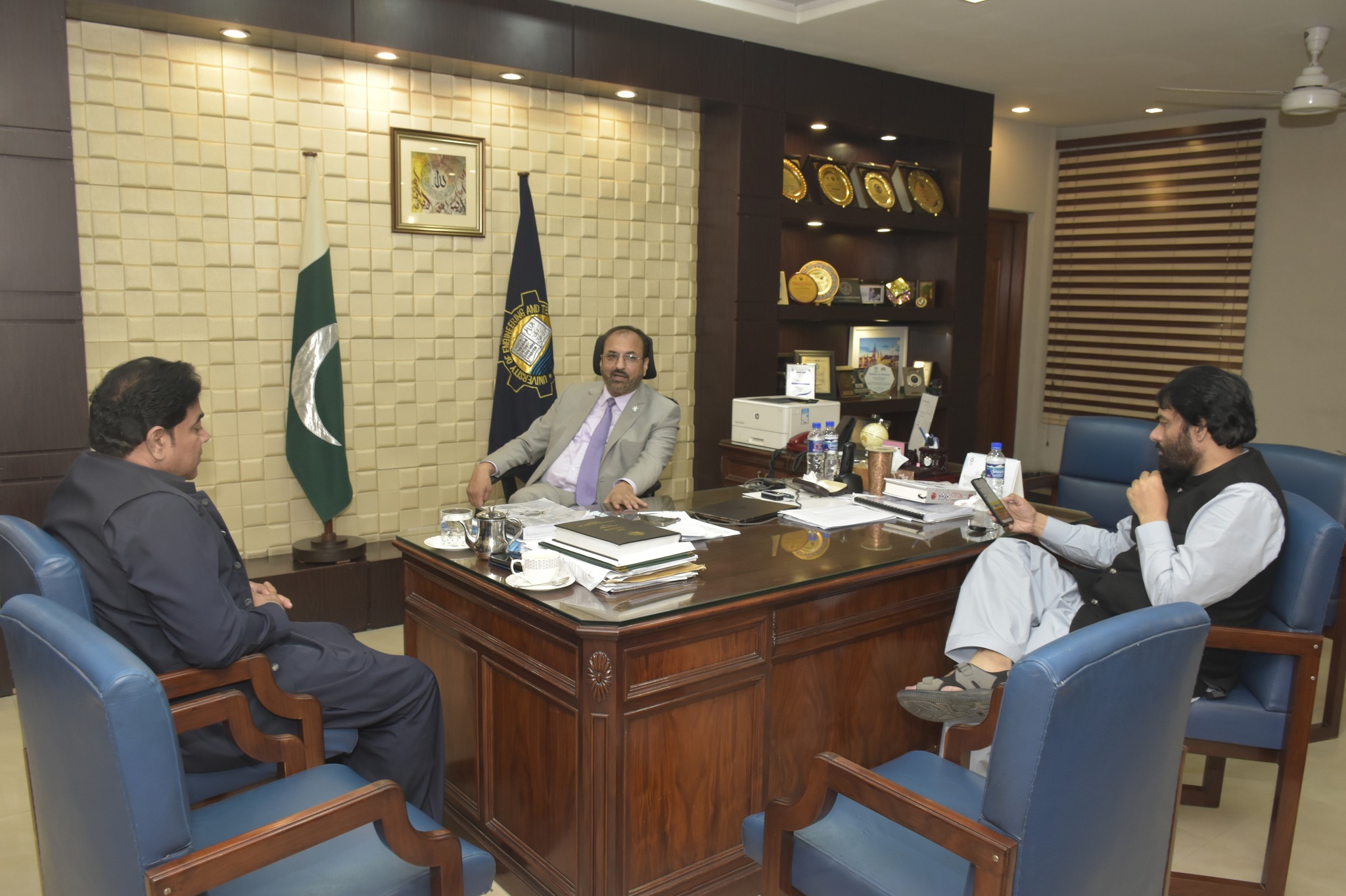 Regional Director APPP Meets Vice Chancellor UET