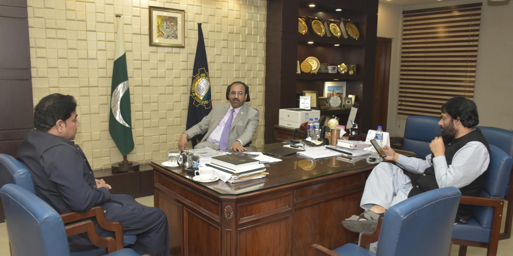 557537204_1229708619172385_231748815711000555_n