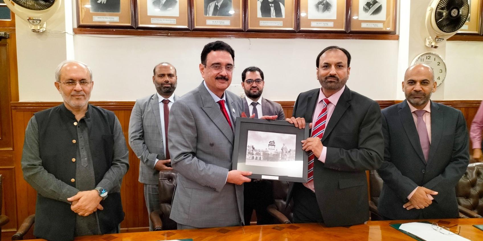 564570900_1243310797812167_1076085269049554905_n