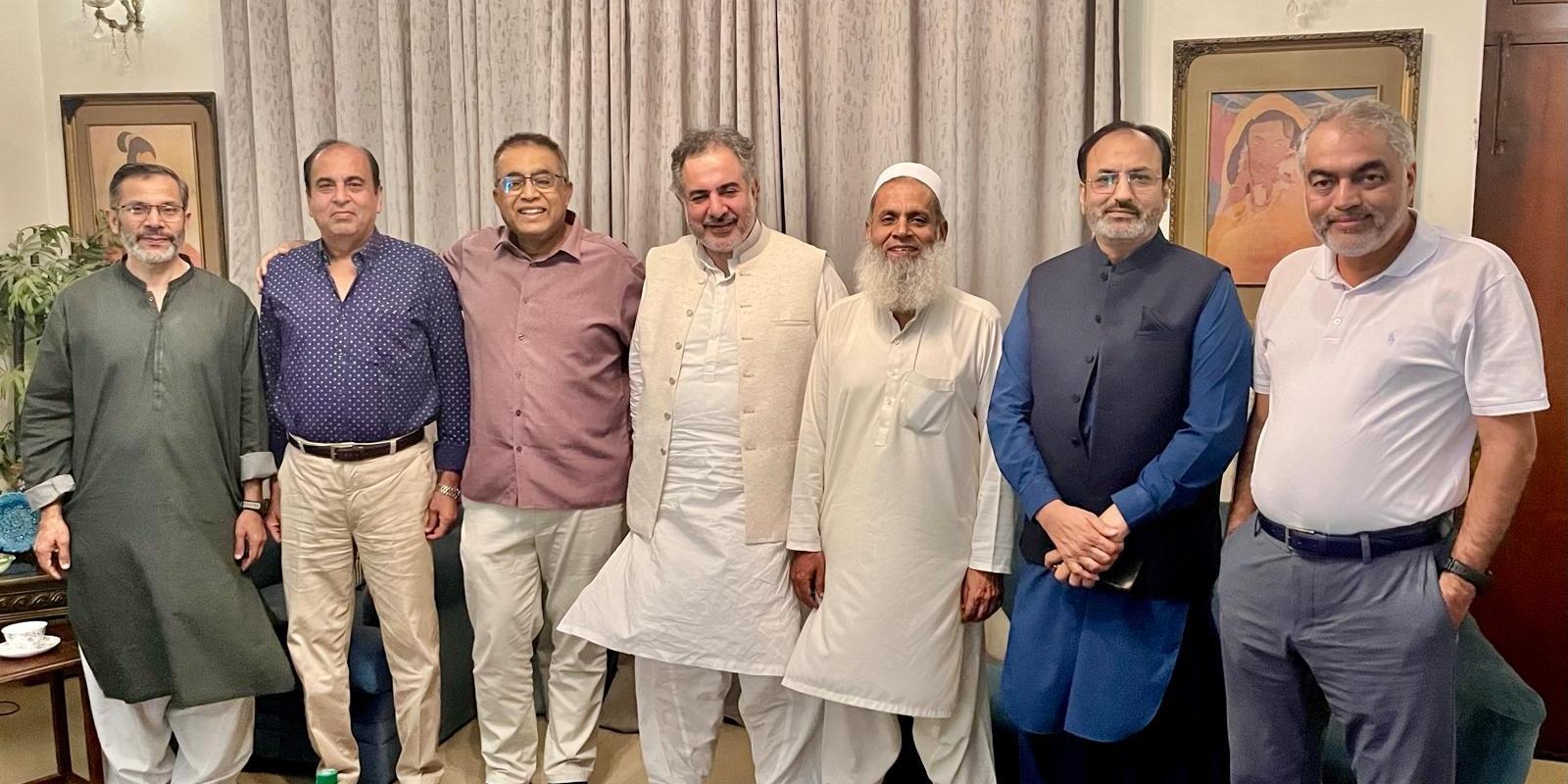 569093940_1252404280236152_592820832142366983_n