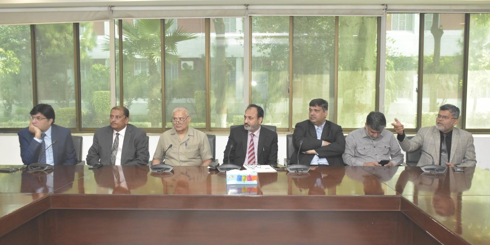 571314660_1255104576632789_535626877962373653_n