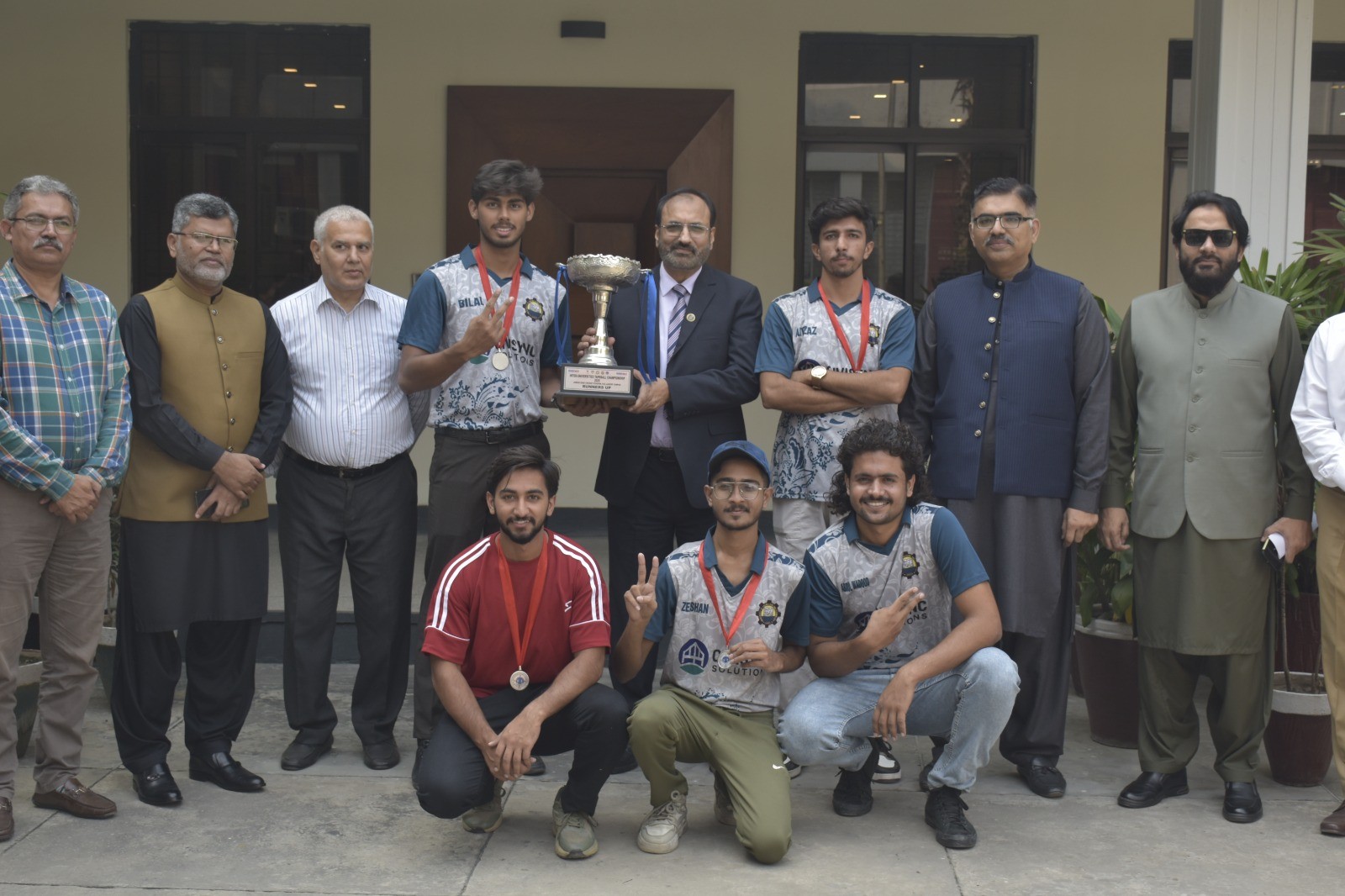 UET Badminton Team Qualifies for HEC Final Round