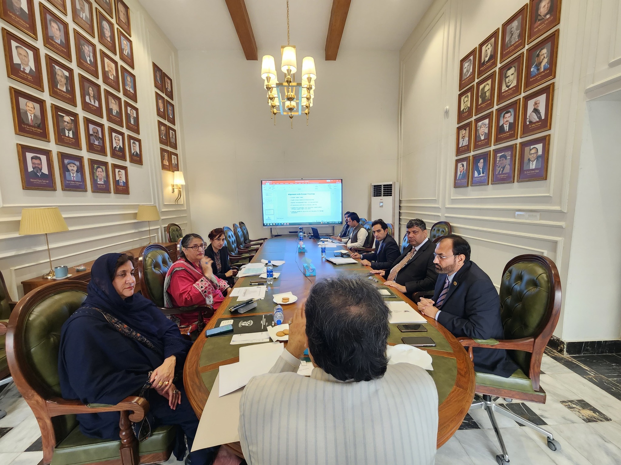 584731528_1275873504555896_1729652415884227291_n