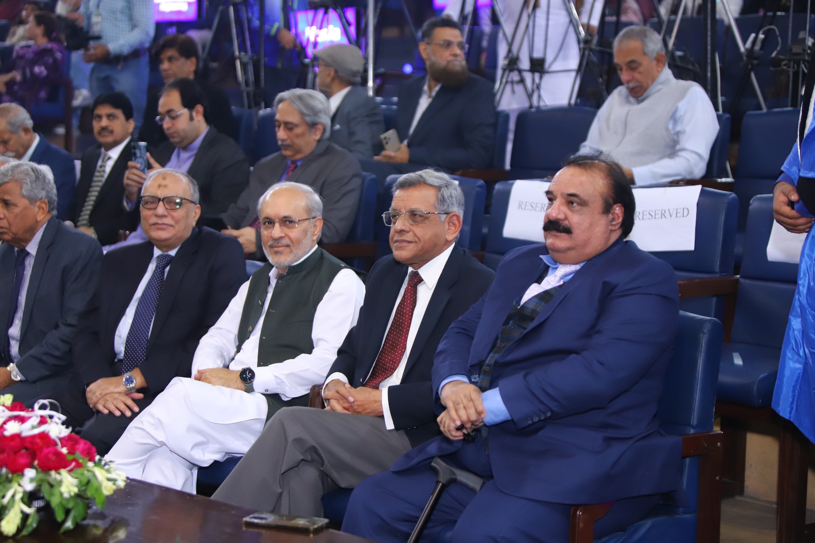 Prominent Academics and Columnists Attend UET 32nd Convocation
