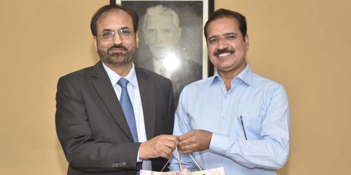 Director P&D Punjab University Meets Vice Chancellor UET to Extend Congratulations on New Appointment