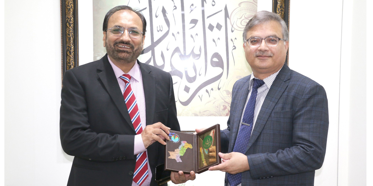 UET and AIOU Vice Chancellors Discuss Academic Collaboration and Digital Learning