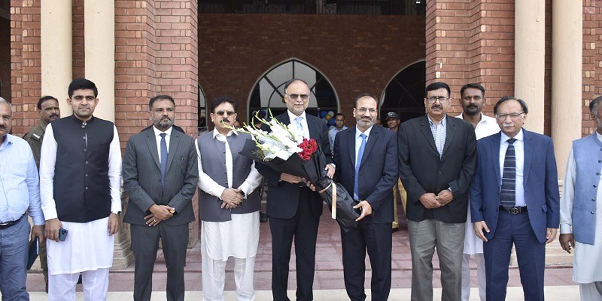 Engineering Universities Crucial for Pakistan's Development: Dr. Shahid Munir, Federal Minister Ahsan Iqbal Emphasizes Skilled Youth at UET Narowal