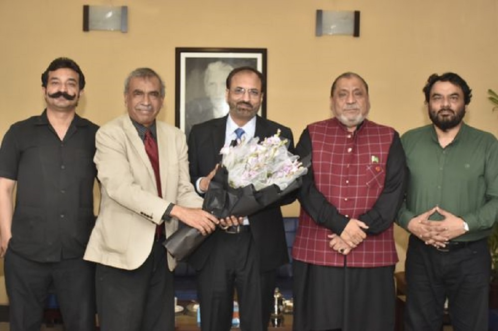 Congratulations to UET's New Vice Chancellor: A Warm Welcome from PEC Members