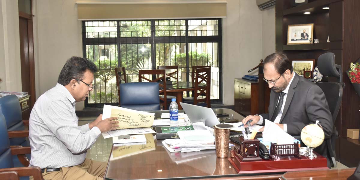 Controller of Examinations Briefs UET Vice Chancellor on Examination Process and Academic Integrity