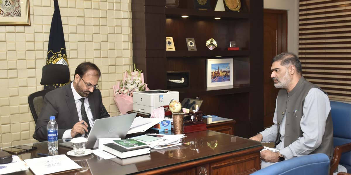 Director CEWRE Briefs UET Vice Chancellor on Water Resource Management Research and Initiatives