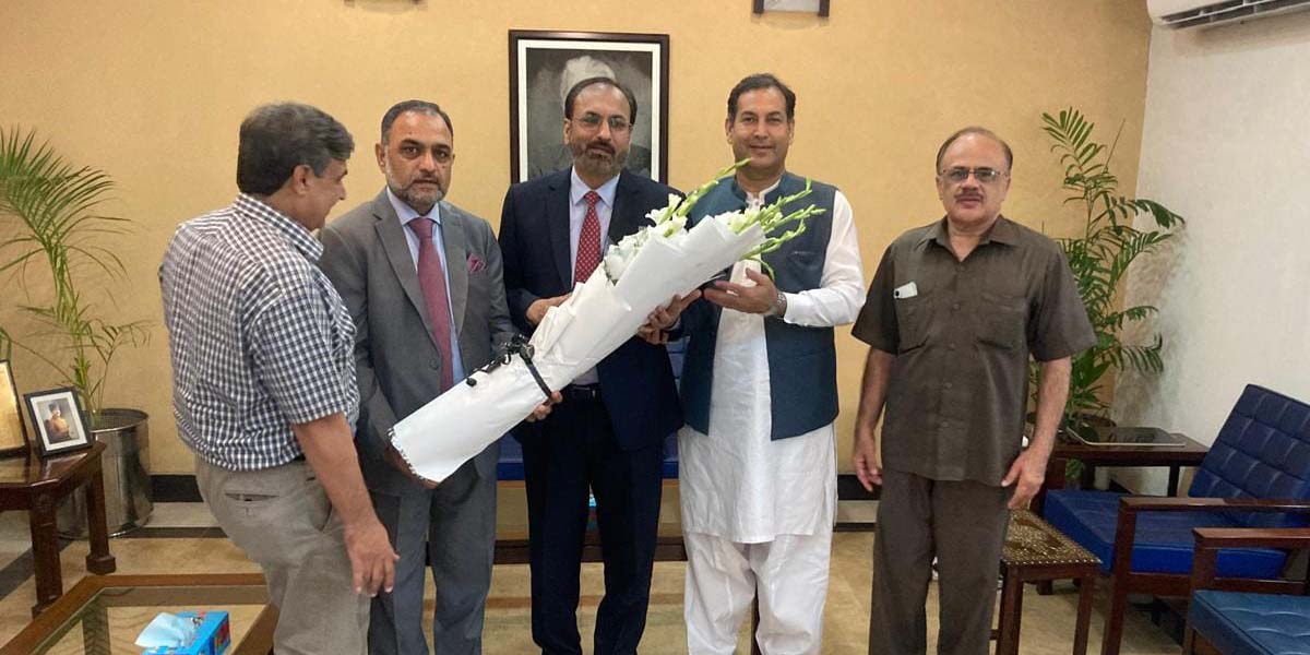 Vice Chancellors of MCUT and KFUEIT Congratulate Dr. Shahid Munir on His Appointment as Vice Chancellor UET Lahore