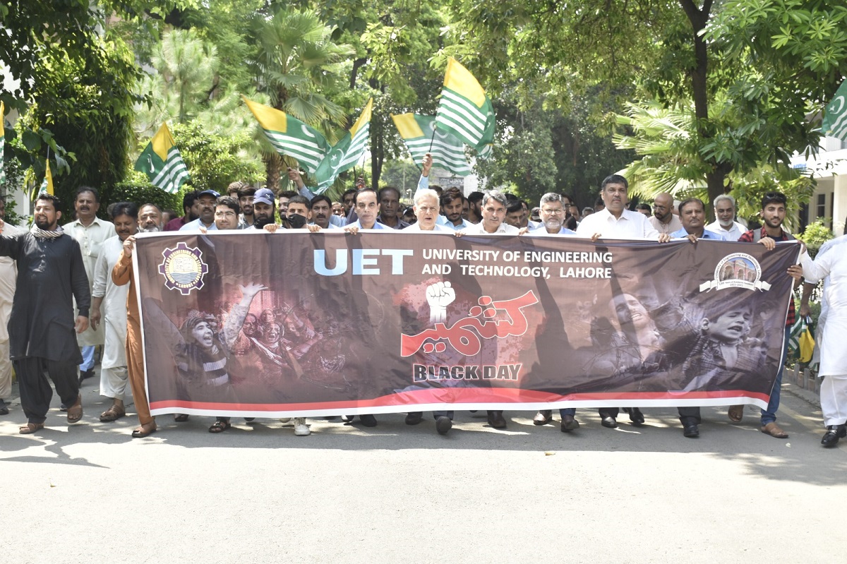 UET Lahore Marks Kashmir Exploitation Day with Solidarity Walk