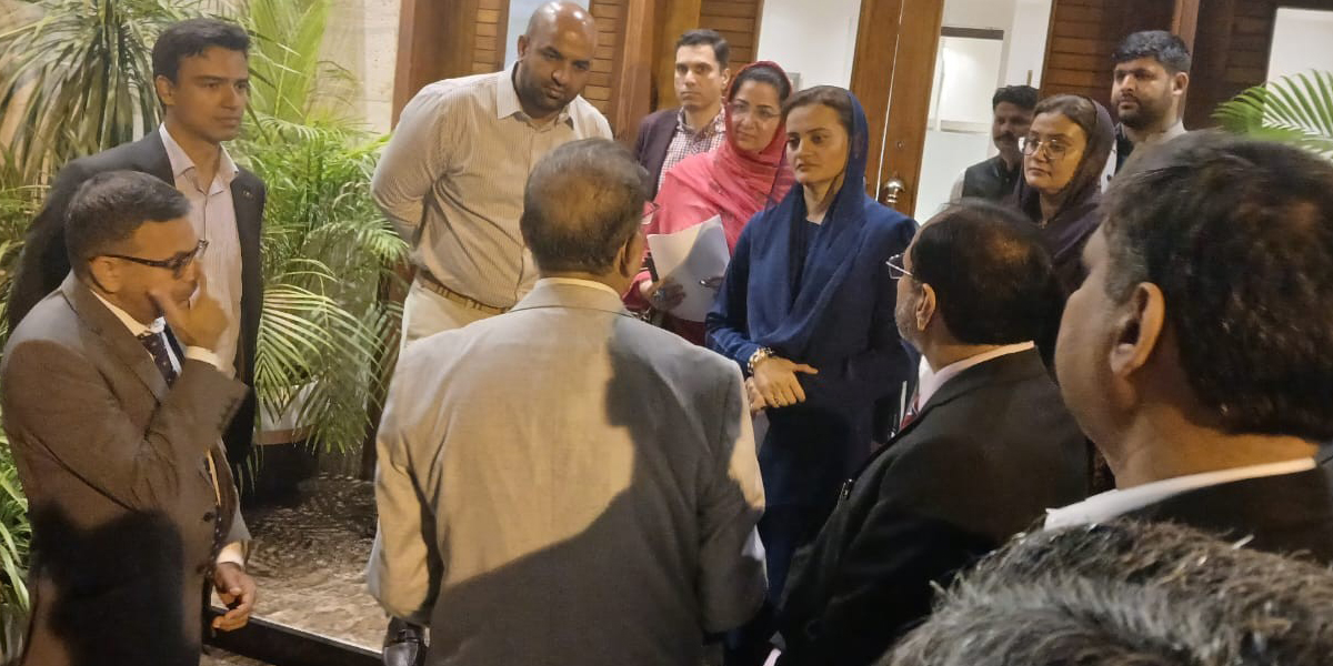 Senior Provincial Minister Maryam Aurangzeb Inaugurates Anti-Smog Gun Developed by UET Lahore Engineers