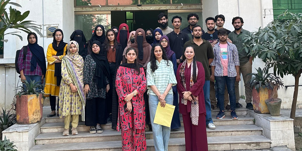 UET Lahore Hosts Workshop on Finishing Techniques in Furniture Design
