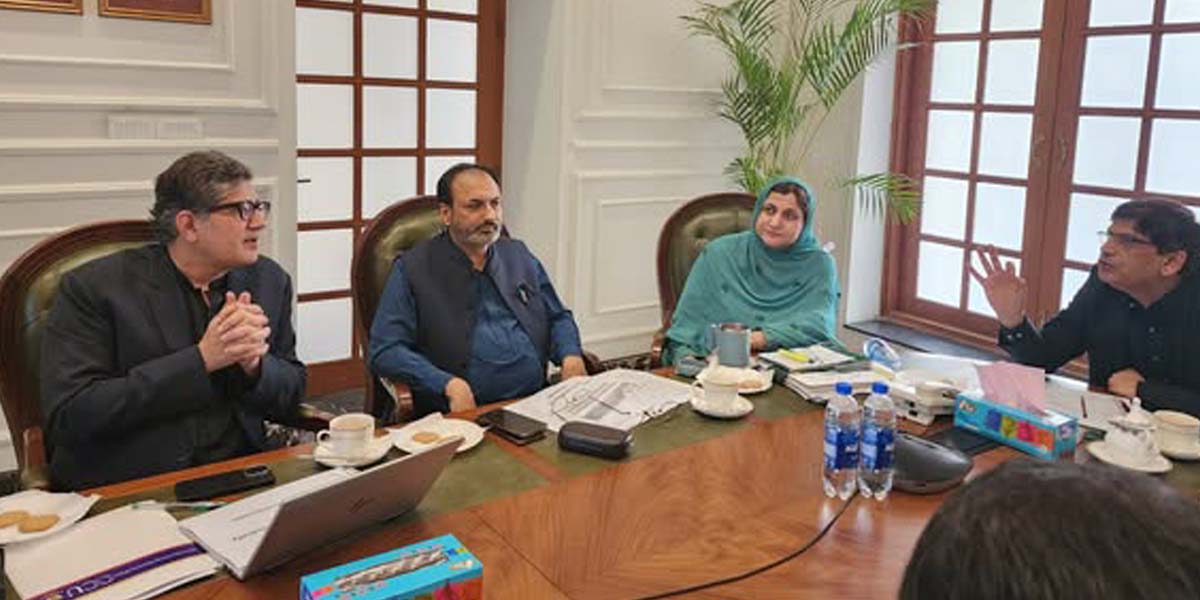 High-Level Meeting Held at the Higher Education Department