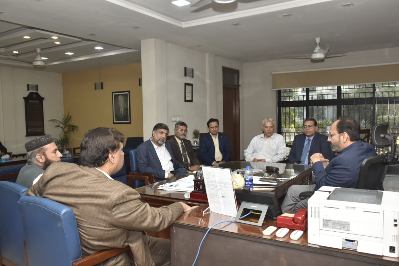 Vice Chancellor UET Prof. Dr. Shahid Munir (TI) Chairs Meeting with Pro Vice Chancellor, Deans, and Registrar on Library Staff Matters